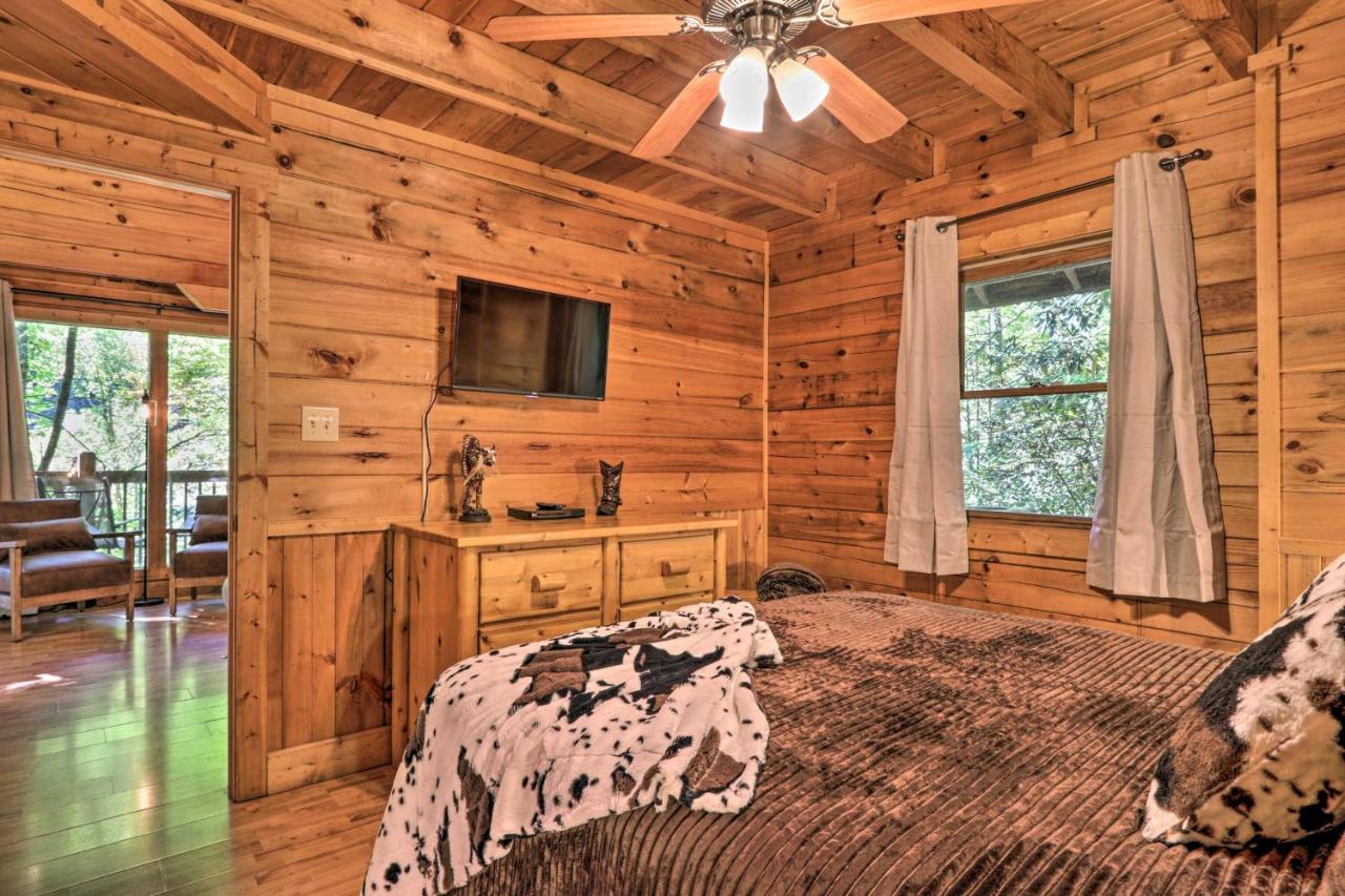 Cabin With Hot Tub And Deck, 3 Mi To Pigeon Forge Sevierville Extérieur photo